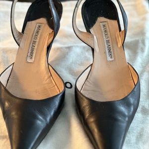 MANOLO BLAHNIK CAROLYNE SLING BACKS SIZE 39